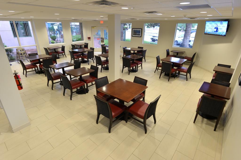 Hawthorn Extended Stay By Wyndham El Paso Esterno foto